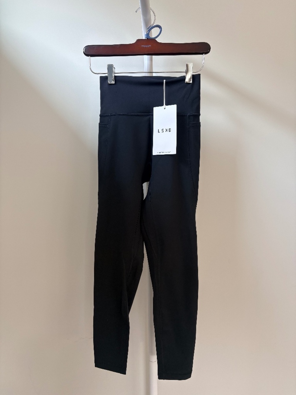 LSKD Fusion Ultra High-Rise 7/8 Pocket Leggings Black S NWT